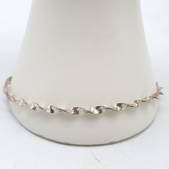 Sterling Jewelry - Sterling Silver Twisted Herringbone Bracelet .925 Italy Stamped Vintage 9" Ankle